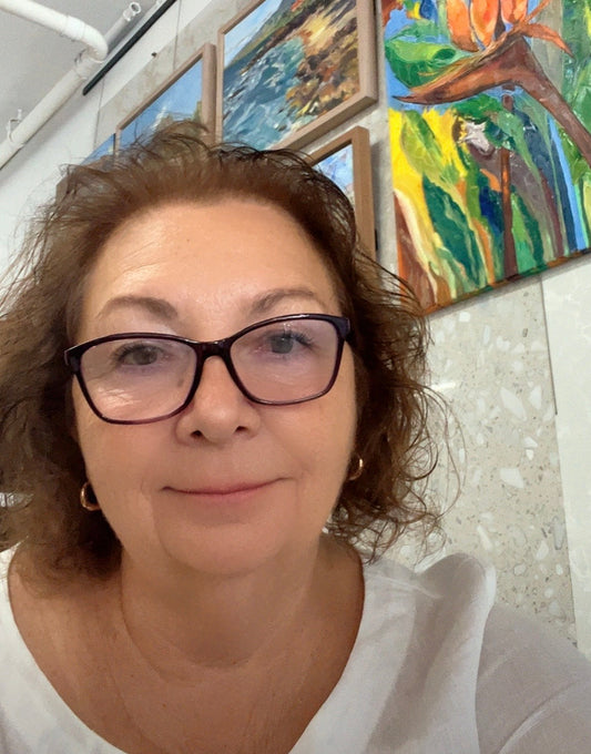 5 Pros and 5 Cons of Opening a Gallery in Hawaii